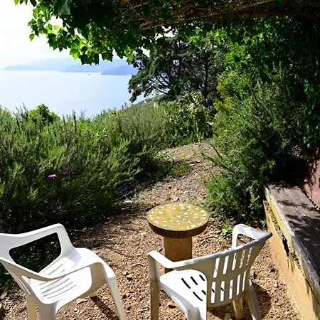 Casa Elisio Og Innamorata, Elba Daire