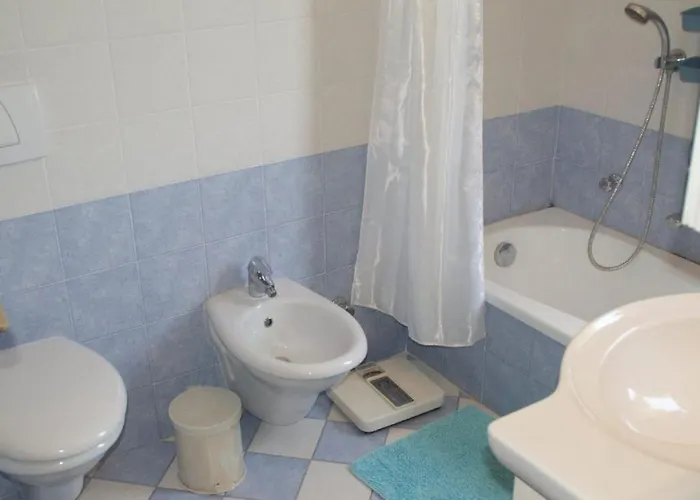 Casa Elisio Og Innamorata, Elba * Palazzo